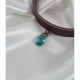 925 Ayar Yeşil Damla Taş Sallantılı, Deri Choker Kolye 925 Ayar Yeşil Damla Taş Sallantılı, Deri Choker Kolye