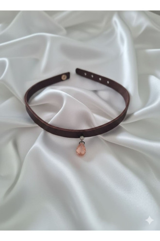 925 Ayar Bal Rengi Damla Taş Sallantılı, Deri Choker Kolye 925 Ayar Bal Rengi Damla Taş Sallantılı, Deri Choker Kolye