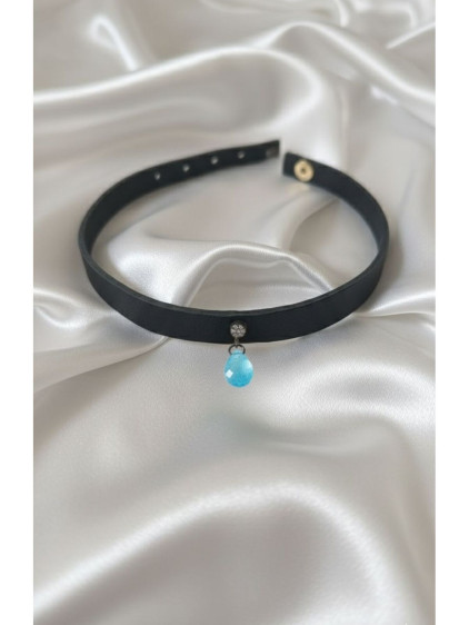 925 Ayar Mavi Damla Taş Sallantılı, Deri Choker Kolye 925 Ayar Mavi Damla Taş Sallantılı, Deri Choker Kolye