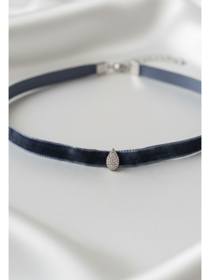 925 Ayar Damla Figürlü Füme Renk Kadife Choker Kolye 925 Ayar Damla Figürlü Füme Renk Kadife Choker Kolye