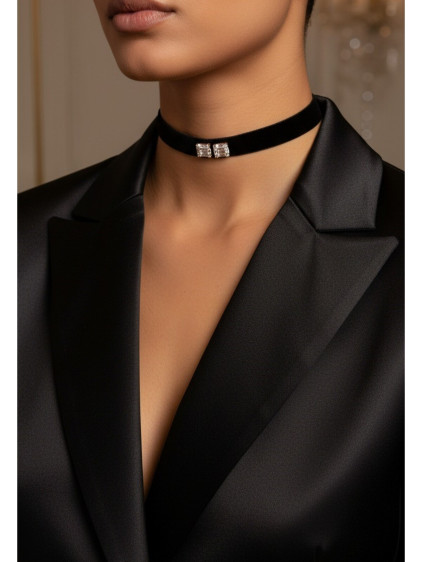 925 Ayar Baget Taşlı Çift Kare Figürlü Kadife Choker Kolye 925 Ayar Baget Taşlı Çift Kare Figürlü Kadife Choker Kolye