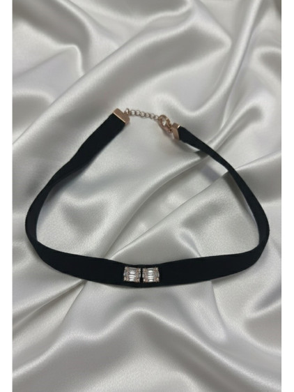 925 Ayar Baget Taşlı Çift Kare Figürlü Kadife Choker Kolye 925 Ayar Baget Taşlı Çift Kare Figürlü Kadife Choker Kolye