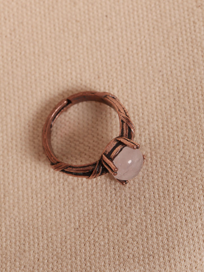 Beyaz Kuvars Taşlı Ayarlanabilir Otantik Bakır Yüzük Beyaz Kuvars Taşlı Ayarlanabilir Otantik Bakır Yüzük