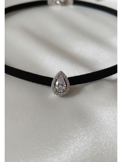 925 Ayar Silver Damla Taş Figürlü Deri Choker Kolye 925 Ayar Silver Damla Taş Figürlü Deri Choker Kolye