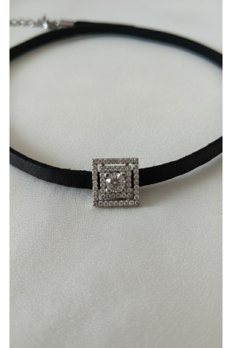 925 Ayar Zirkon Taşlı Kare Figürlü Deri Kordonlu Choker Kolye