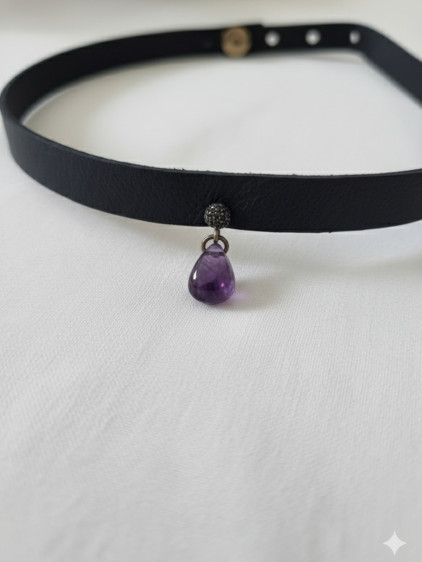 925 Ayar Mor Damla Taş Sallantılı, Deri Choker Kolye 925 Ayar Mor Damla Taş Sallantılı, Deri Choker Kolye