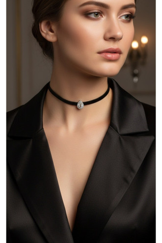 925 Ayar Silver Damla Taş Figürlü Deri Choker Kolye 925 Ayar Silver Damla Taş Figürlü Deri Choker Kolye