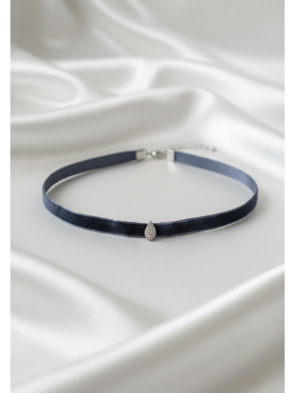 925 Ayar Damla Figürlü Füme Renk Kadife Choker Kolye 925 Ayar Damla Figürlü Füme Renk Kadife Choker Kolye