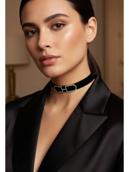 925 Ayar Gümüş Minimal Figürlü Kadife Choker Kolye 925 Ayar Gümüş Minimal Figürlü Kadife Choker Kolye