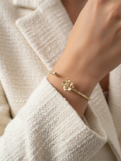 Gold Renk Ayarlanabilir Dövme Kelepçeli Doğum Ayı Çiçeği Bilezik (Ocak) Gold Renk Ayarlanabilir Dövme Kelepçeli Doğum Ayı Çiçeği Bilezik (Ocak)