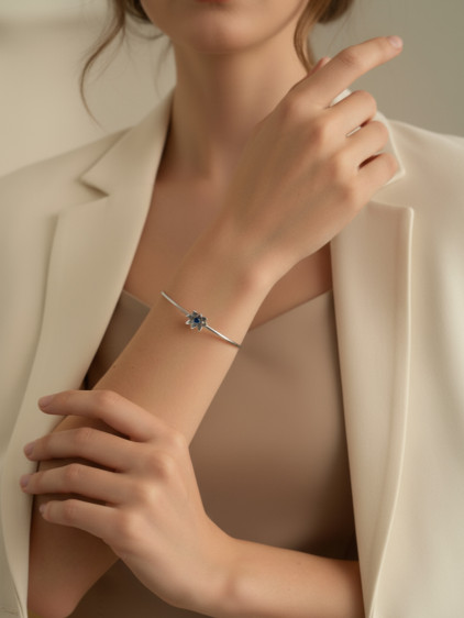 Silver Renk Ayarlanabilir Doğum Ayı Çiçeği Bilezik (Temmuz) Silver Renk Ayarlanabilir Doğum Ayı Çiçeği Bilezik (Temmuz)