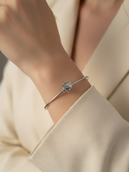 Silver Renk Ayarlanabilir Doğum Ayı Çiçeği Bilezik (Haziran) Silver Renk Ayarlanabilir Doğum Ayı Çiçeği Bilezik (Haziran)