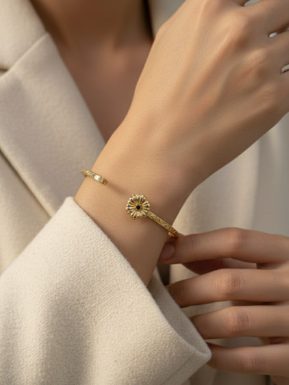 Gold Renk Ayarlanabilir Dövme Kelepçeli Doğum Ayı Çiçeği Bilezik (Eylül) Gold Renk Ayarlanabilir Dövme Kelepçeli Doğum Ayı Çiçeği Bilezik (Eylül)