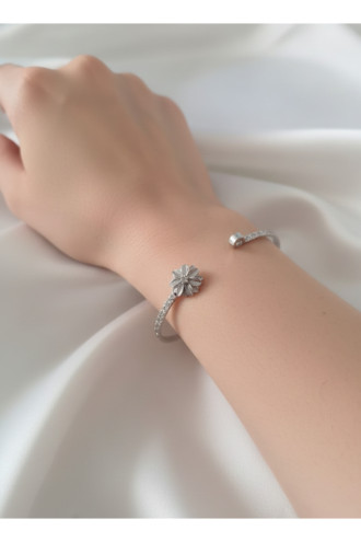 Silver Renk Ayarlanabilir Dövme Kelepçeli Doğum Ayı Çiçeği Bilezik (Nisan) Silver Renk Ayarlanabilir Dövme Kelepçeli Doğum Ayı Çiçeği Bilezik (Nisan)