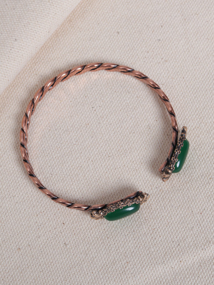 Yeşil Akik Taşlı Örgü Model Bakır Bilezik Yeşil Akik Taşlı Örgü Model Bakır Bilezik