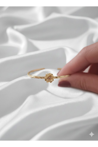 Gold Renk Ortası Açık Dövme Kelepçeli Doğum Ayı Çiçeği (Ocak) Gold Renk Ortası Açık Dövme Kelepçeli Doğum Ayı Çiçeği (Ocak)