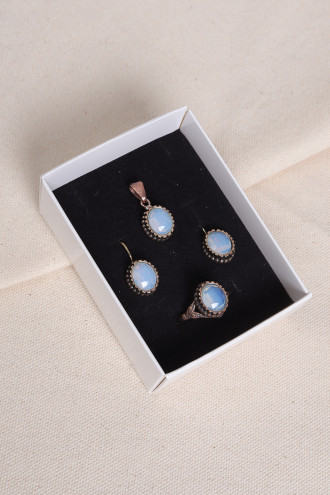 Beyaz Taşlı Otantik Set ( Kolye Ucu, Küpe, Yüzük)