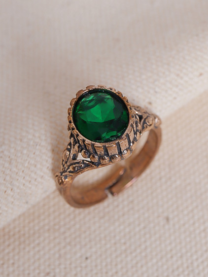 Yeşil Taşlı Otantik Set ( Kolye Ucu, Küpe, Yüzük)