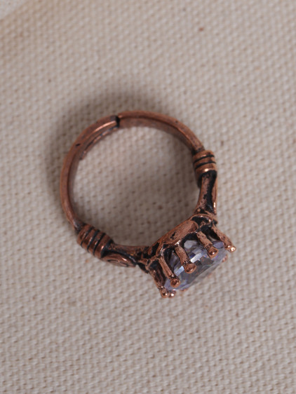 Beyaz Taşlı Otantik Saf Bakır Yüzük