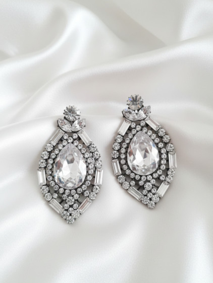 Damla Taşlı Mekik figürlü Abiye Küpe