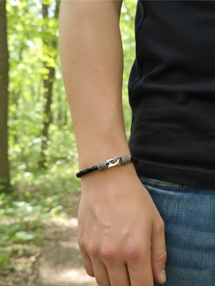 925 Ayar Gümüş, Deri Kordonlu Siyah Erkek Bilekliği