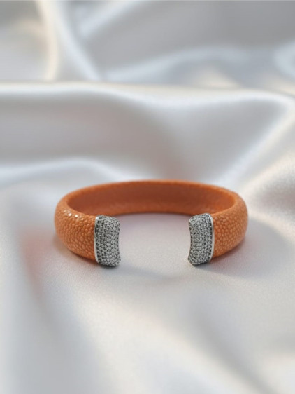 İki Ucu Taşlı Gümüş Aparatlı Vatoz derisi Turuncu Bileklik