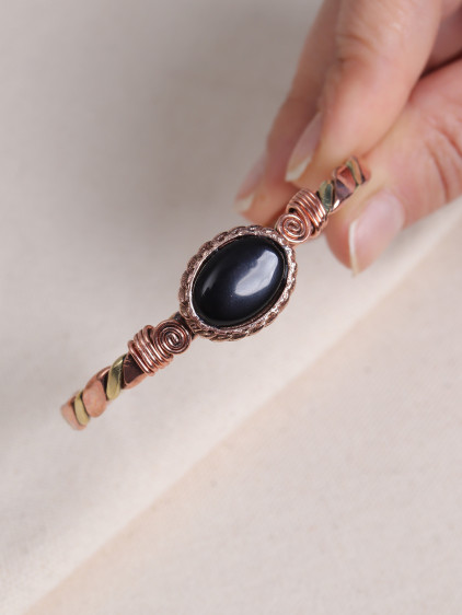Onix Taşlı Rose&Gold Kollu Bakır Bilezik