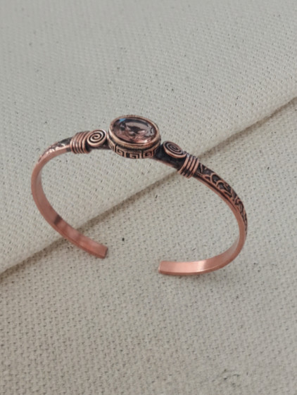 Zultanit Taşlı Dövmeli Grek Bakır Bilezik