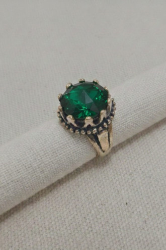 Büyük Yeşil Taşlı Otantik Taç Yüzük
