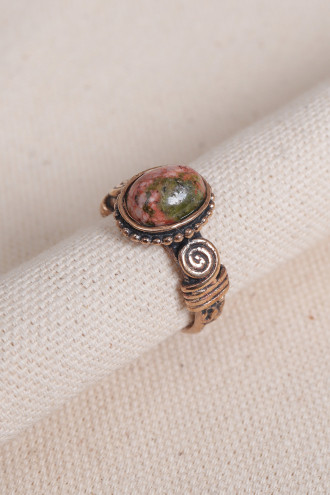 Ukanit Taşlı Otantik Yüzük