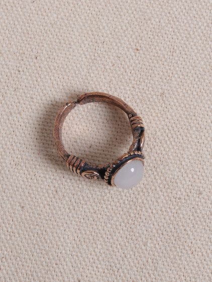 Ay Taşı Otantik Yüzük