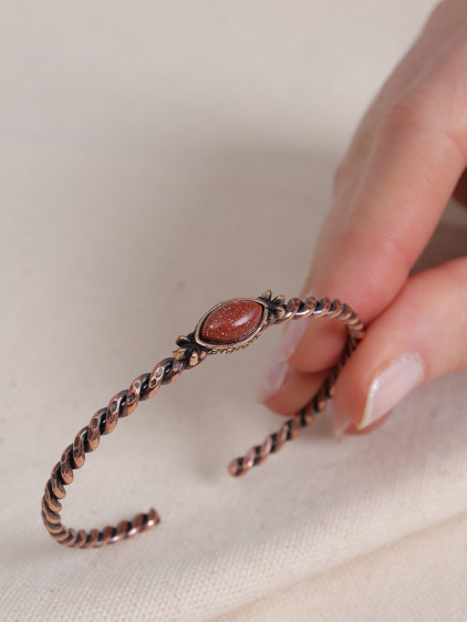 Yıldız Taşlı Ayarlanabilir Burgulu Bakır Bilezik Yıldız Taşlı Ayarlanabilir Burgulu Bakır Bilezik