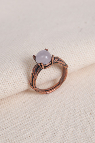 Beyaz Kuvars Taşlı Tırnaklı Ayarlanabilir Bakır Yüzük