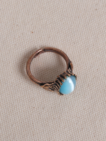 Mavi Kedi Gözü Taşlı Otantik Yüzük Mavi Kedi Gözü Taşlı Otantik Yüzük