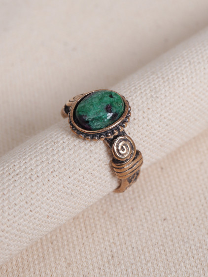 Yeşil Taşlı Otantik Yüzük