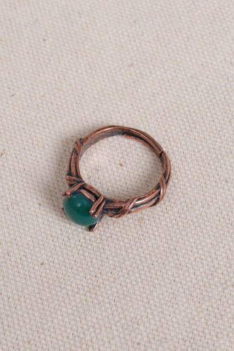 Yeşil Taşlı Tırnaklı Ayarlanabilir Bakır Yüzük