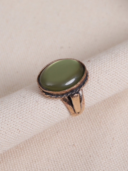Saydam Açık Yeşil Taşlı Otantik Yüzük