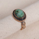 Yeşil Taşlı Burgulu Otantik Yüzük Yeşil Taşlı Burgulu Otantik Yüzük