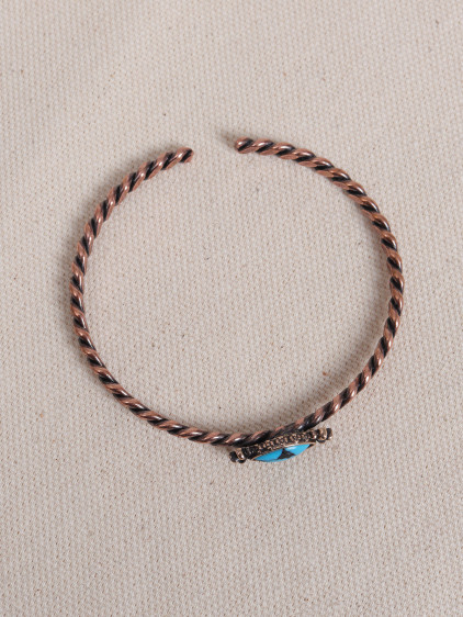 Firuze Taşlı Ayarlanabilir Burgulu Bakır Bilezik Firuze Taşlı Ayarlanabilir Burgulu Bakır Bilezik