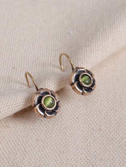 Yeşil Kedi Gözü Taşlı Çiçek Figürlü Otantik Küpe