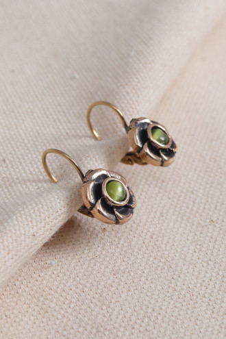 Yeşil Kedi Gözü Taşlı Çiçek Figürlü Otantik Küpe