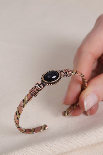 Siyah Yıldız Taşlı Burgulu Bakır Bilezik