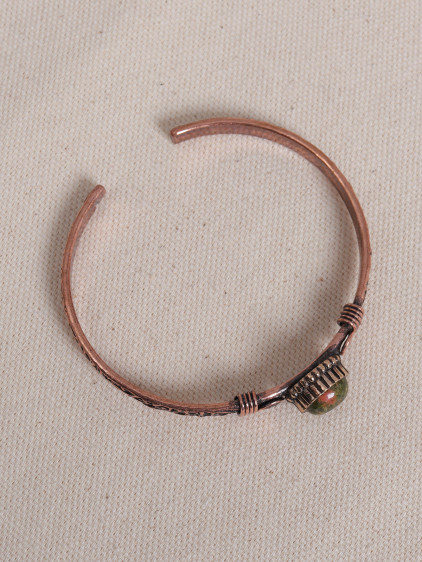 Ukanit Oval Taşlı Bakır Bilezik