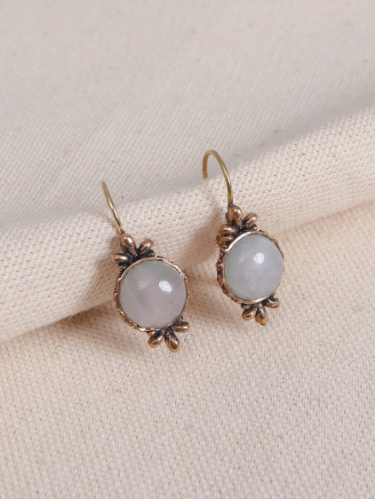 Beyaz Kuvars Taşlı Otantik Küpe