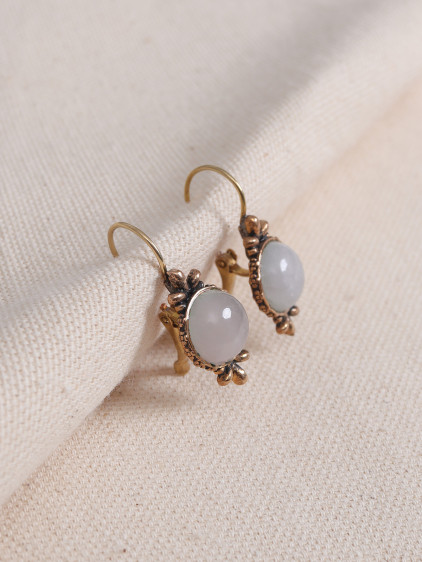 Beyaz Kuvars Taşlı Otantik Küpe