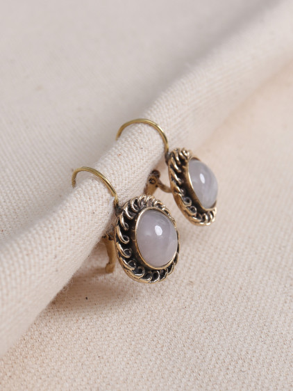 Beyaz Kuvars Taşlı Yuvarlak Otantik Küpe