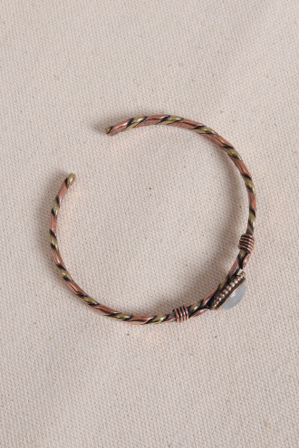 Beyaz Kuvars Taşlı Burgulu Bakır Bilezik