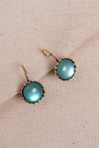 Saydam Açık Yeşil Taşlı Yuvarlak Otantik Küpe