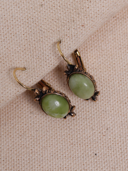 Dumanlı Yeşil Taşlı Küpe Dumanlı Yeşil Taşlı Küpe