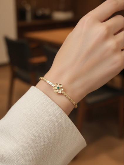Gold Renk Ayarlanabilir Dövme Kelepçeli Doğum Ayı Çiçeği Bilezik (Mayıs)